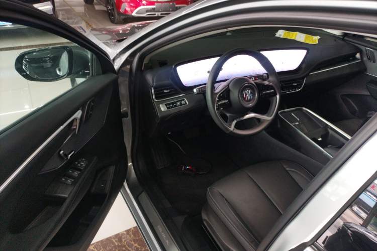 Used Buick LaCrosse 2023 28T Prestige Edition
