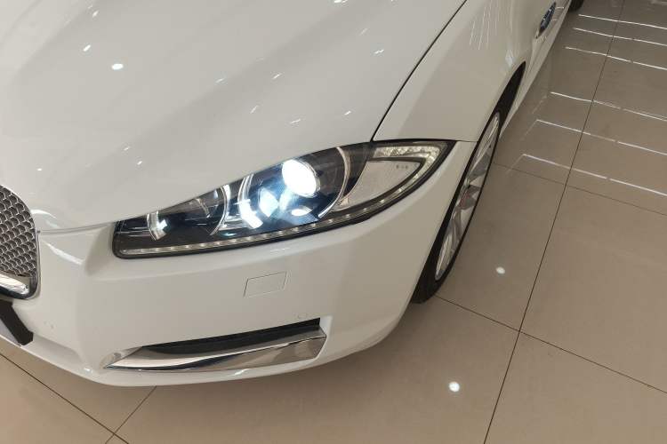 Used Jaguar XF 2014 XF 2.0T Luxury Edition