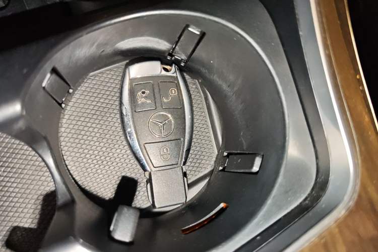 Used Mercedes-Benz GLC 2017 GLC 260 4MATIC Luxury Model
