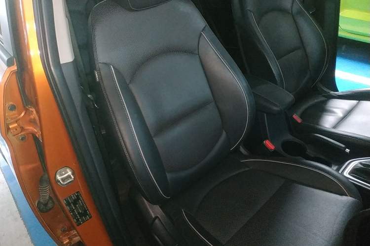 Used Hyundai ix25 2015 1.6L Automatic Two-Wheel Drive Smart GLS Trim
