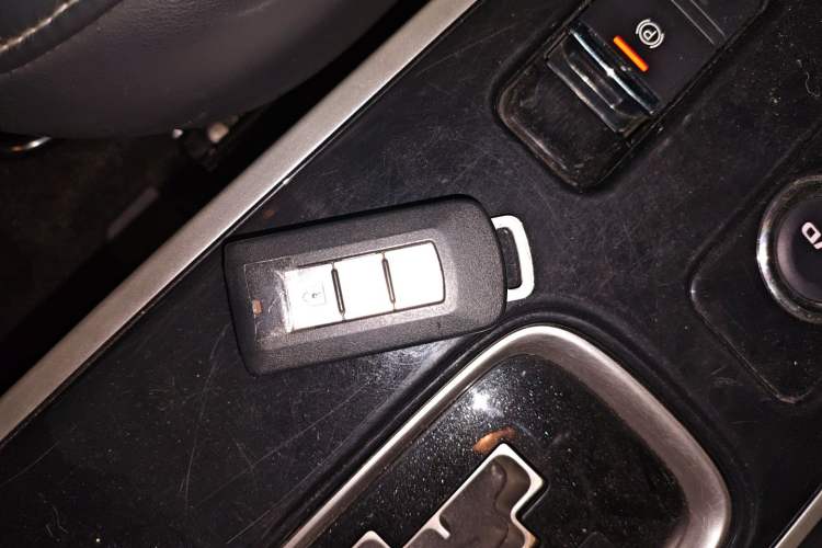 Used Mitsubishi Outlander 2020 2.4L 4x4 Zhi Xiang Edition 5 Seats
