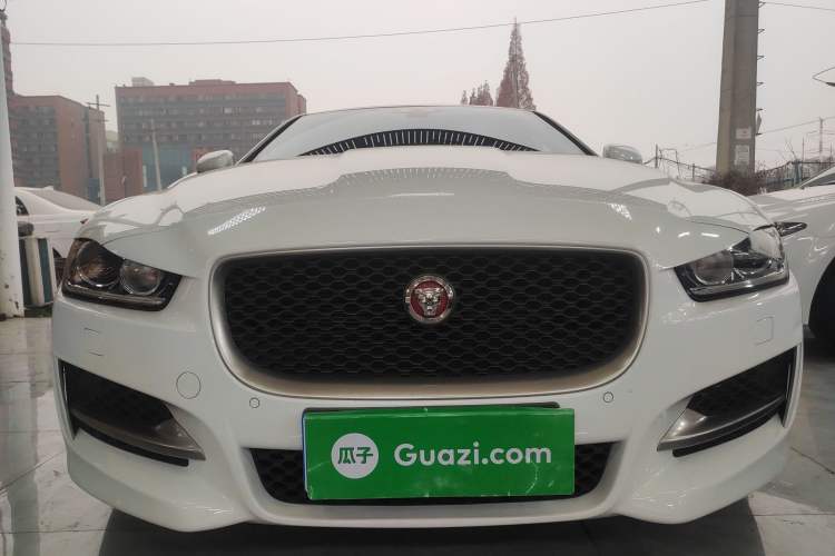 Used Jaguar XE 2018 2.0T 300 PS All-Wheel-Drive R-Sport Sport Edition