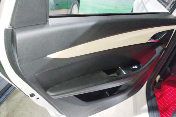 Used Baojun 360 2019 1.5L Manual Luxury Model China VI Standard
