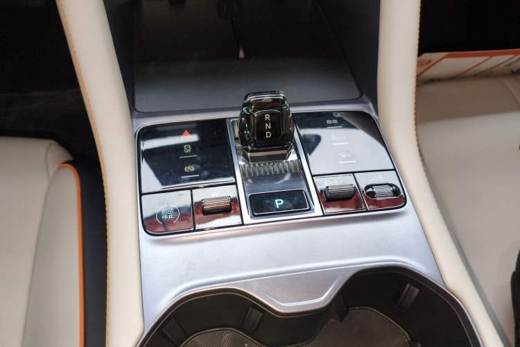 Used BYD Song PLUS New Energy 2023 Champion Edition DM-i 110KM Flagship Model
