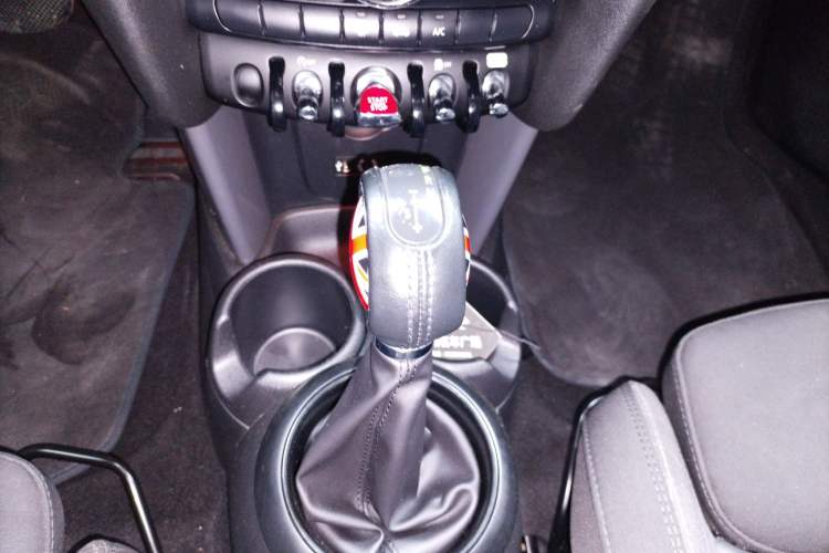 Used  MINI 2016 1.5T COOPER Five-Door Edition
