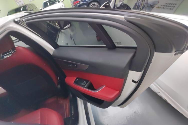 Used Jaguar XEL 2021 2.0T 250 PS R-DYNAMIC S Advanced Sport Edition