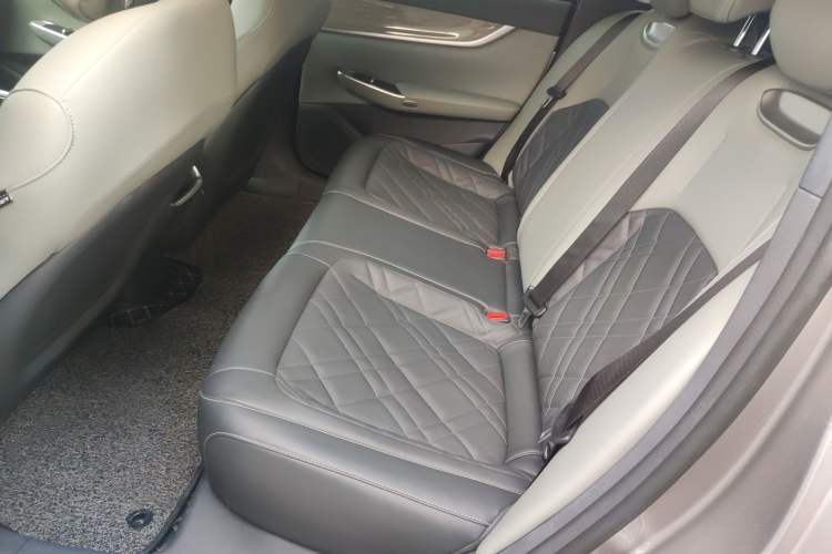 Used  A07 2023 Pure Electric 515 Air
