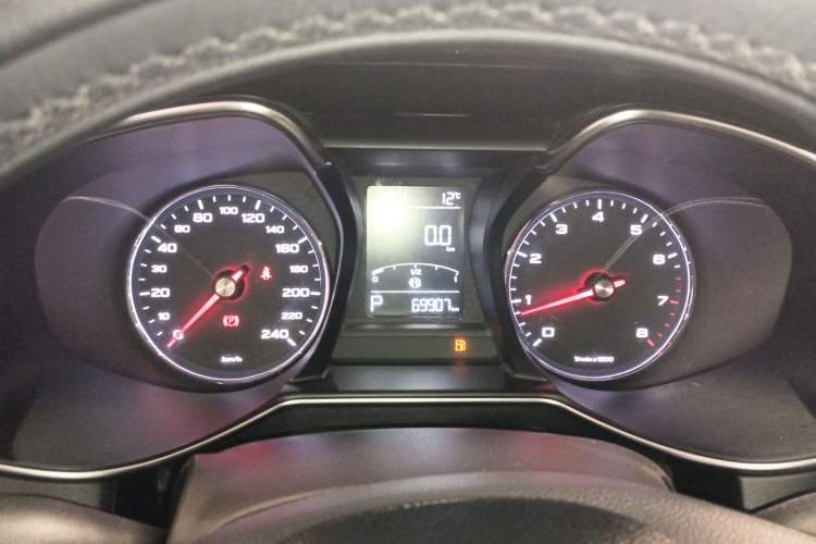 Used MG 6 2017 20T Automatic Luxury Smart Connect Version China V Standard