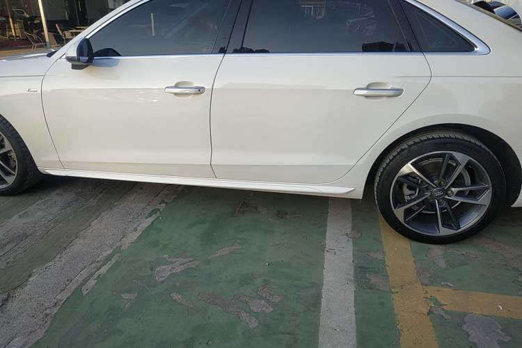 Used Audi A4L 2020 40 TFSI Fashion Dynamic Model
