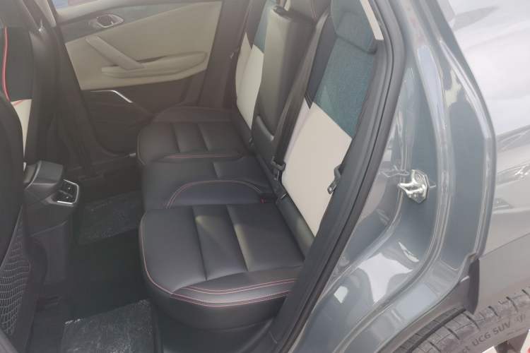 Used Lynk & Co 06 2020 1.5T YAO Halo
