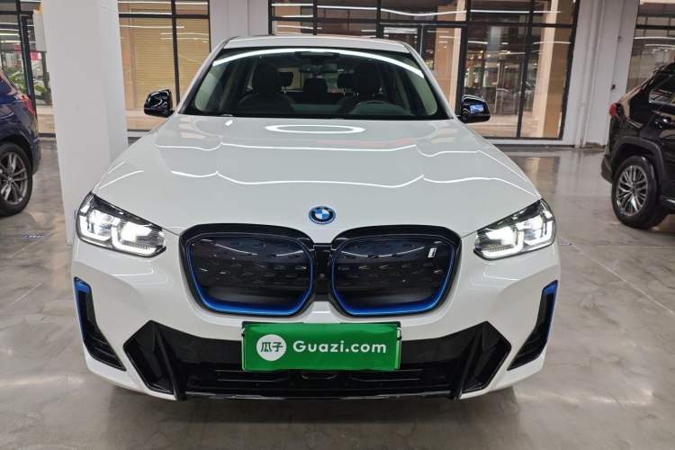 Used BMW iX3 2022 Leading Type

