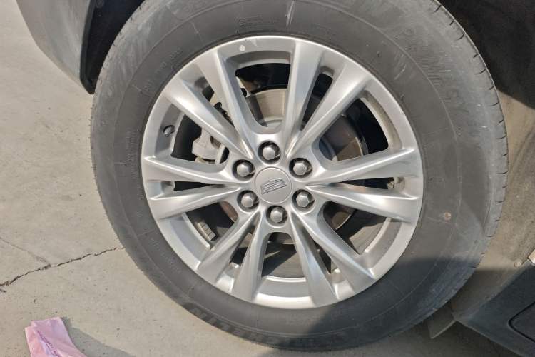 Used Cadillac XT5 2022 2.0T Two-Wheel Drive Luxury Version
