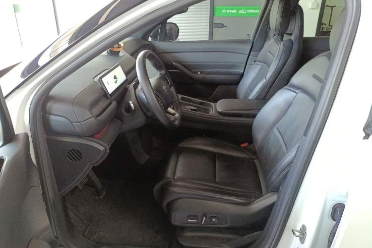 Used Nio ES6 2023 75 kWh
