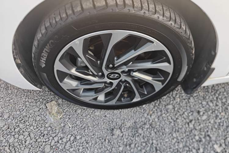 Used Hyundai Elantra 2019 1.4T Dual-Clutch Xuan Dong · Dynamic Model