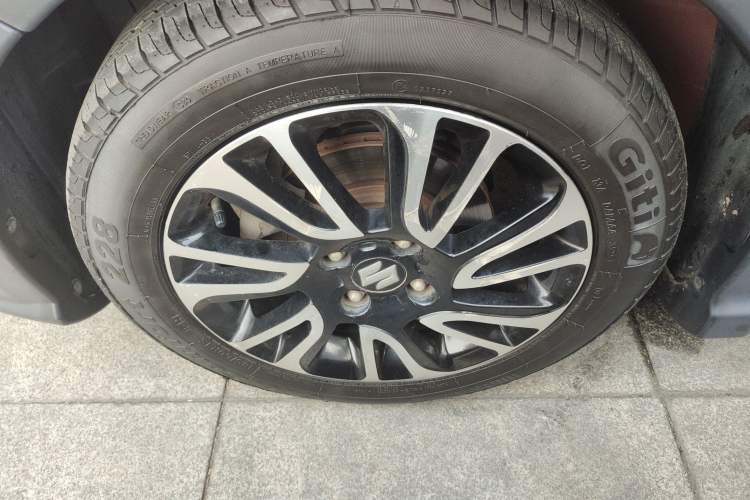 Used Suzuki Swift 2013 1.5L Manual 20th Anniversary Limited Edition
