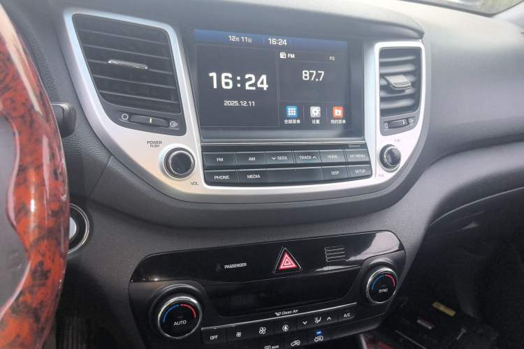 Used Hyundai Tucson 2015 1.6T Dual-Clutch Two-Wheel-Drive Smart Model