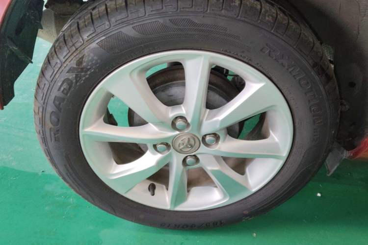 Used Toyota YARiS L 2016 Revised 1.5E CVT Charming Edition
