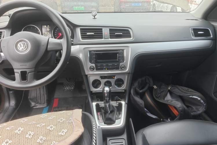 Used Volkswagen Gran Lavida 2013 1.6L Automatic Comfort Model