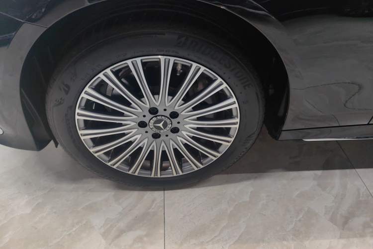 Used Mercedes-Benz E-Class 2023 Restyled E 300 L Sport Luxury Edition
