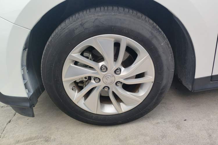 Used Buick Velite 6 2022 Plug-in Hybrid Connected Fashion Model
