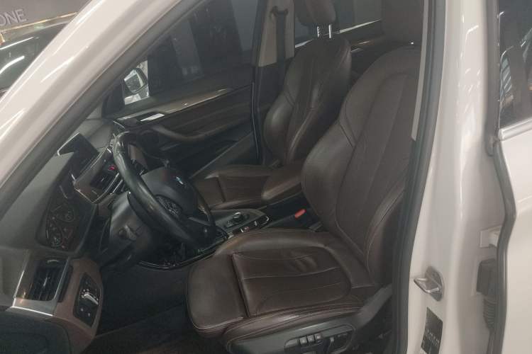 Used BMW X1 2018 sDrive18Li Luxury Model
