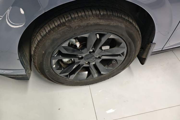 Used Dongfeng Aeolus Yixuan 2025 1.5L Automatic Luxury Version
