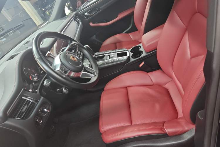 Used Porsche Macan 2018 Macan 2.0T