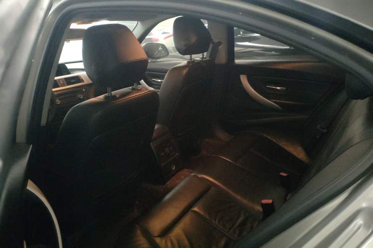 Used BMW 3 Series 2014 320i Sport Edition