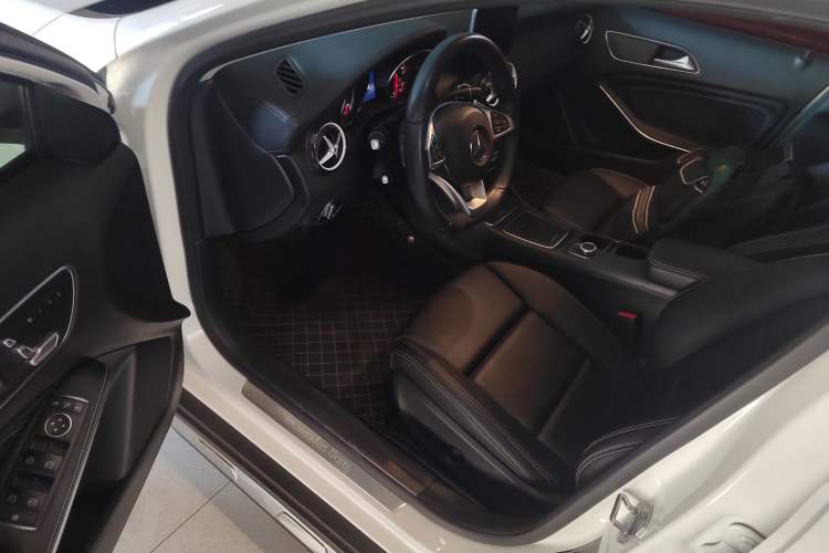 Used Mercedes-Benz GLA 2019 GLA 200 Fashion Model