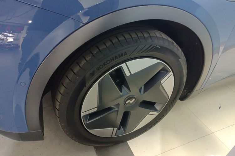 Used ONVO L60 2024 60 kWh All-Wheel Drive
