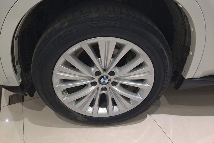Used BMW X5 2017 xDrive28i
