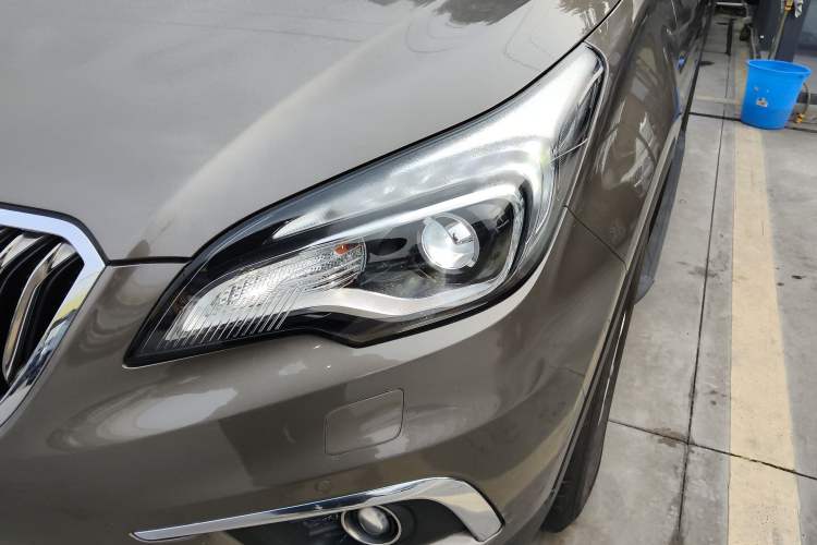 Used Buick Envision 2014 28T Four-Wheel Drive Luxury Model
