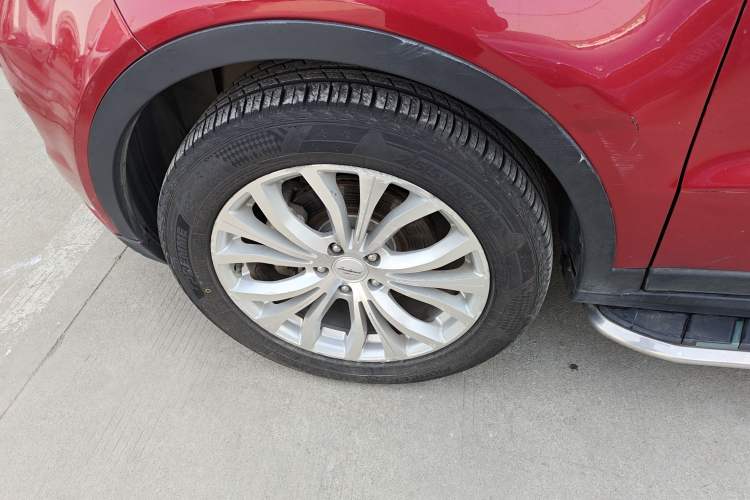 Used Land X7 2015 2.0T Panoramic Prestige Edition
