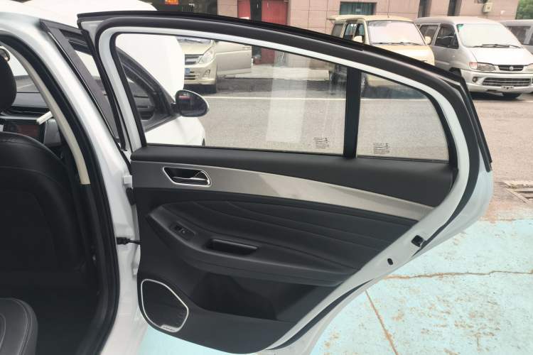 Used Chery Arrizo 5 2019 Facelifted PRO 1.5L Manual Youth Edition China VI Standard
