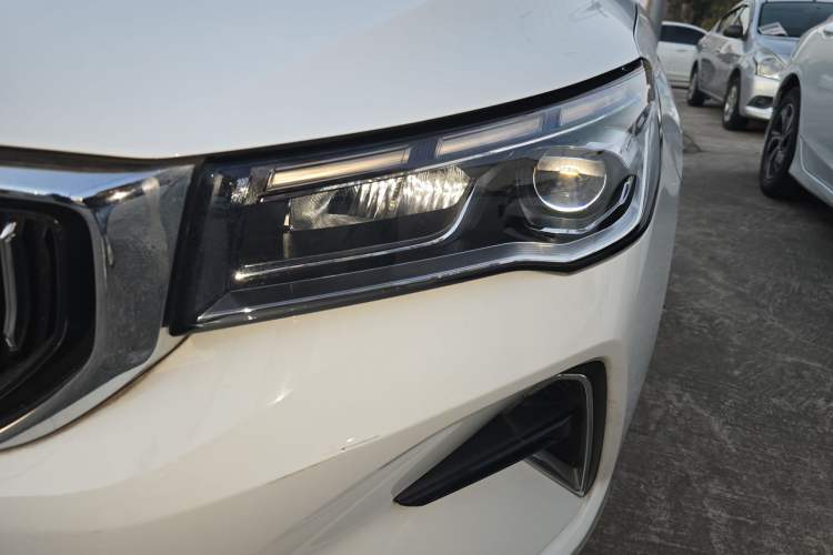 Used Geely Auto Emgrand 2022 4th Generation 1.5L CVT Luxury Model
