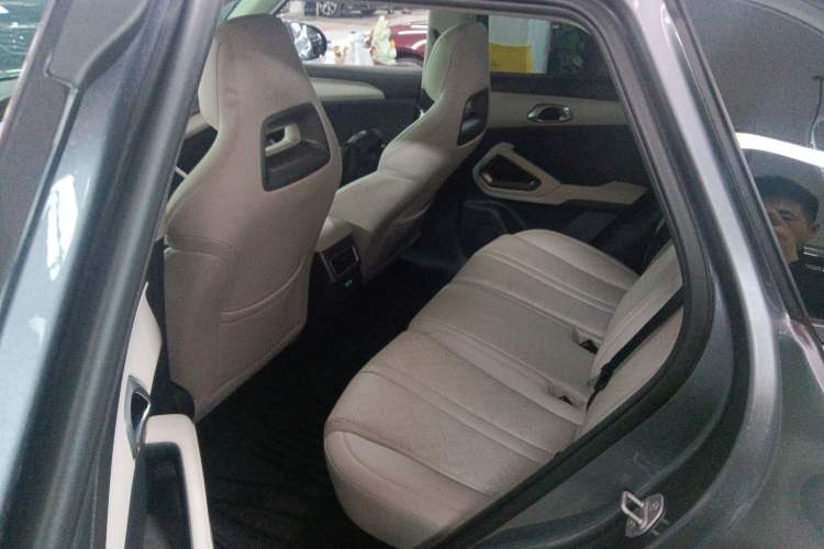 Used BYD Yuan UP 2025 Intelligent Driving Version 401 KM Dynamic Edition
