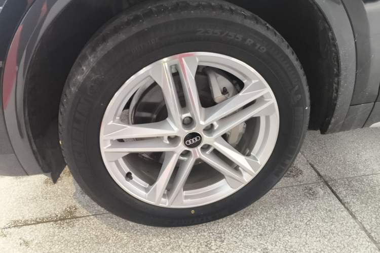 Used Audi Q5L 2023 40T Fashionable and Elegant Version