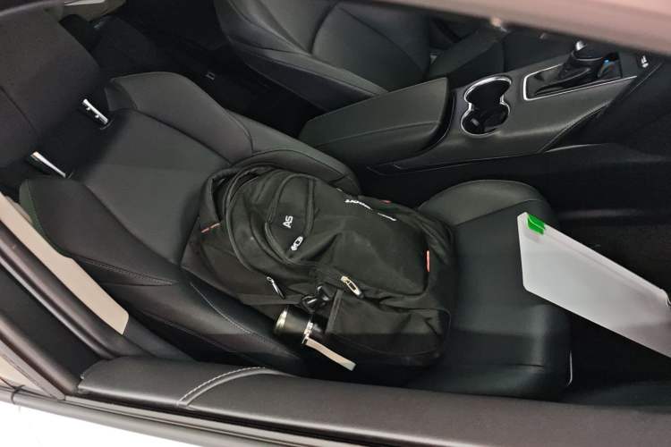 Used Toyota Venza 2023 2.0L CVT Two-Wheel Drive Luxury Edition
