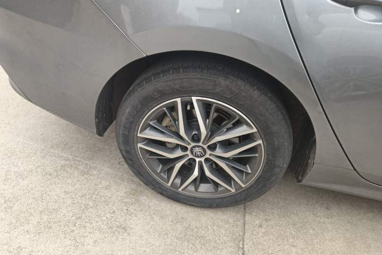 Used BYD Qin PLUS 2021 DM-i 55KM Flagship Model
