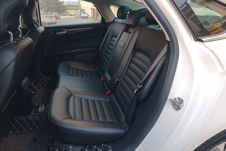 Used Ford Mondeo 2018 EcoBoost 180 Smart Control Fashion Model China V Standard
