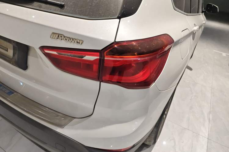 Used BMW X1 2018 sDrive20Li Leading Model
