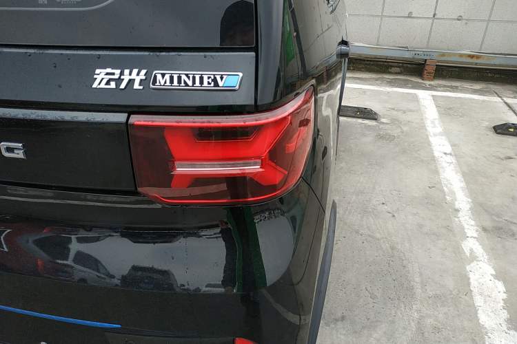 Used Wuling Hongguang MINIEV 2022 GAMEBOY 200km Gaming Edition with Lithium Iron Phosphate
