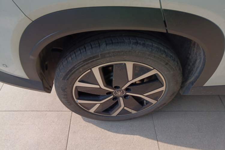 Used BYD Song L DM-i 2025 Intelligent Driving Version 160 km Beyond-Range Type