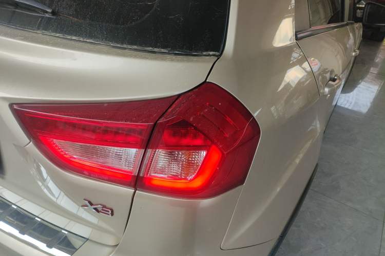 Used Geely Auto Vision X3 2017 1.5L Automatic Prestige Model
