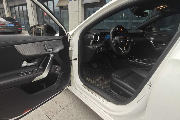 Used Mercedes-Benz A-Class 2019 A 200 L