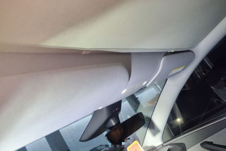 Used Tesla Model Y 2025 Rear-Wheel-Drive Version