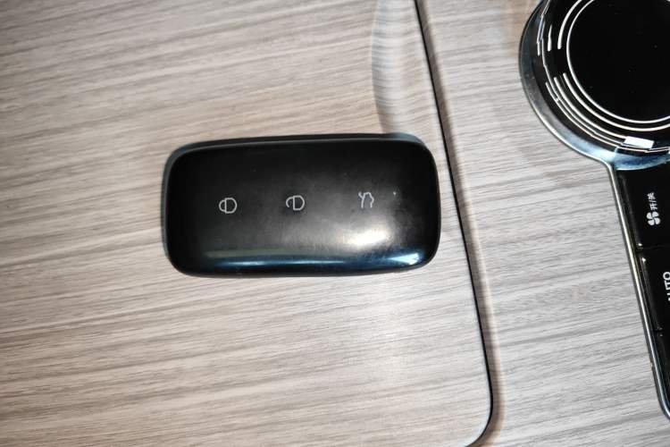 Used  E8 2024 550 km Range Rear-Drive Dragon Edition
