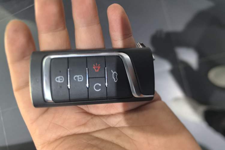 Used GAC Trumpchi M6 2023 PRO 270T DCT Luxury Edition
