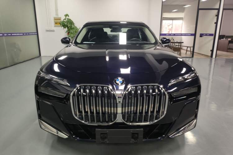 Used BMW 7 Series 2023 740Li Leading Model M Sport Package
