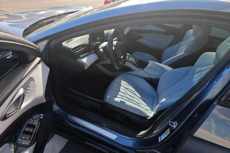 Used BYD Seal 2022 550 km Standard Range Rear-Wheel Drive Elite Version
